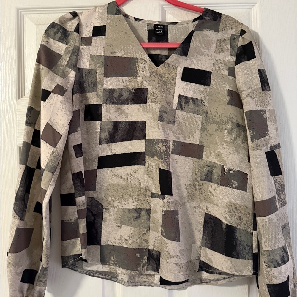 SHEIN Women's Top - Black, Gray, Cream Abstract Design